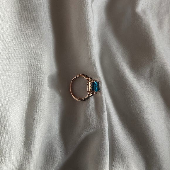Levian Ring